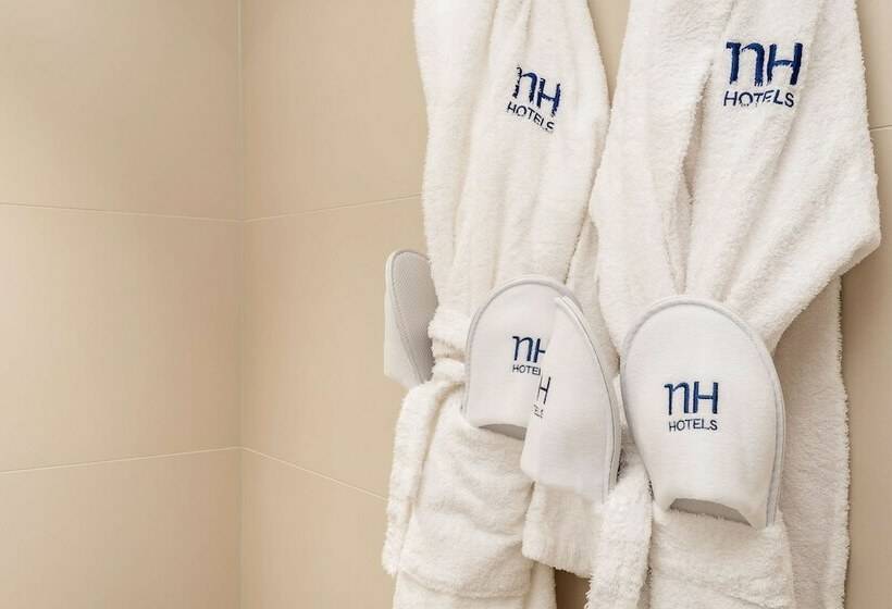 高级大房间, NH Essen