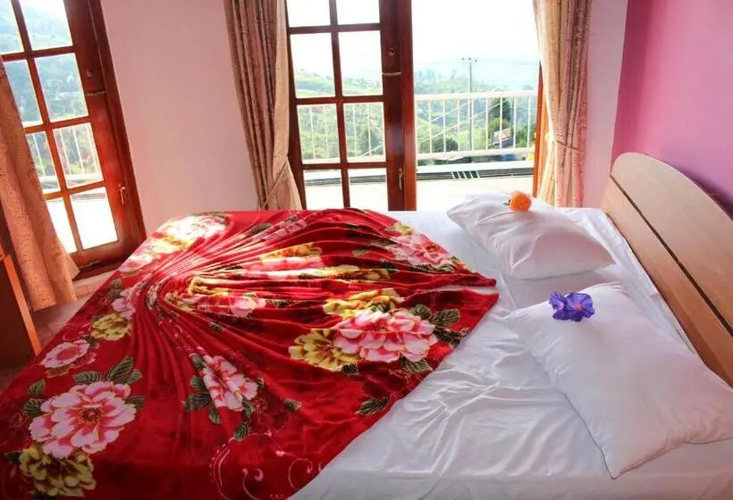 デラックスルーム, The Mist Holiday Bungalow