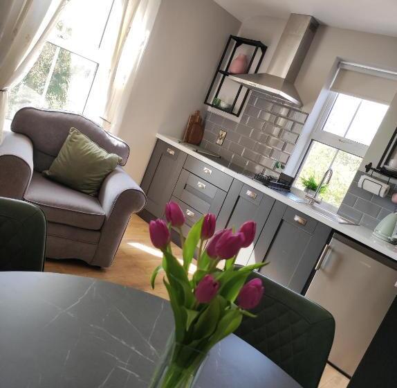 Апартаменты 1 Спальня Вид на Сад, Apartments At Ballinsheen House & Gardens