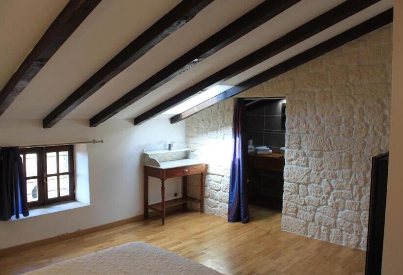 Пентхаус, A Spelunca