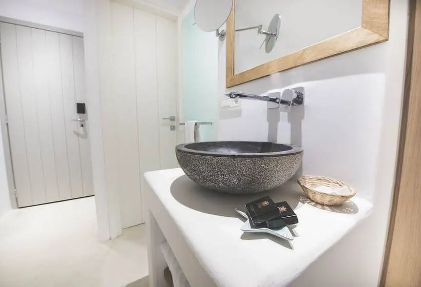 سوییت با استخر, Olvos Luxury Suites Mykonos