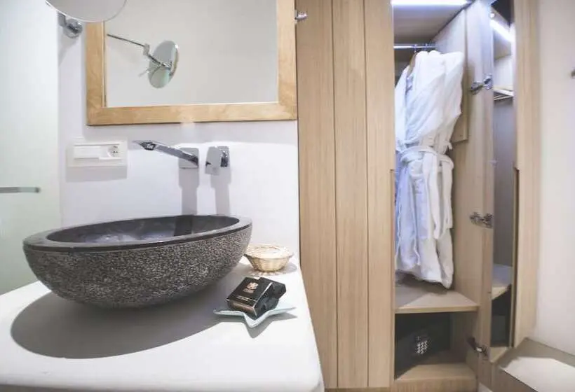 سوییت با استخر, Olvos Luxury Suites Mykonos