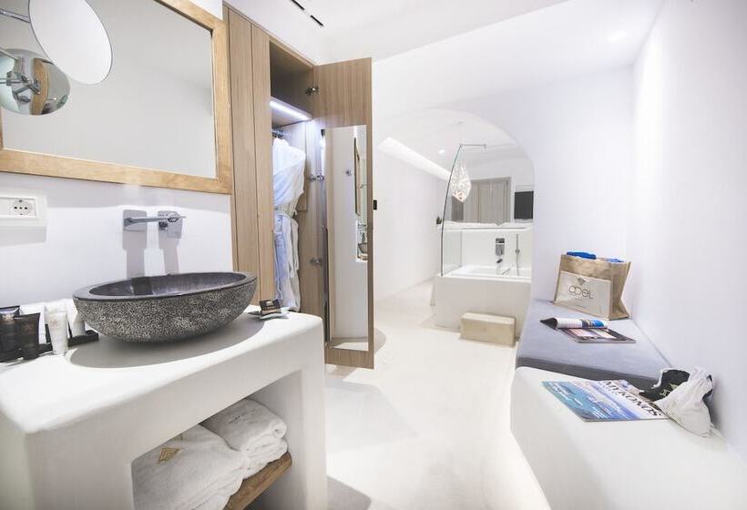 套房配有游泳池, Olvos Luxury Suites Mykonos