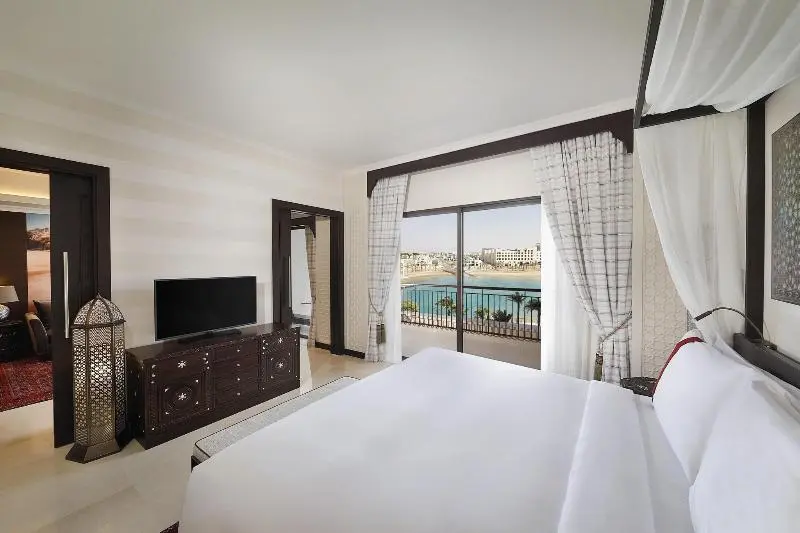 Premium Suite