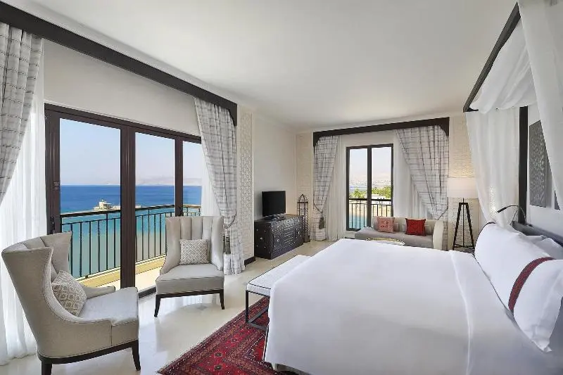 キングサイズベッドのスイートルーム, Al Manara, A Luxury Collection Hotel, Aqaba