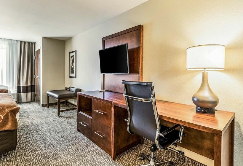 סוויטה, Comfort Suites