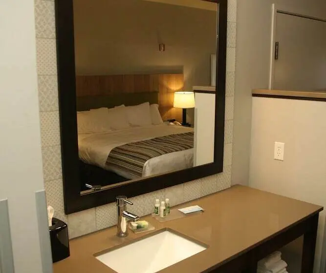 ハイドロマッサージバス付きスイート, Country Inn & Suites By Radisson, Prineville, Or