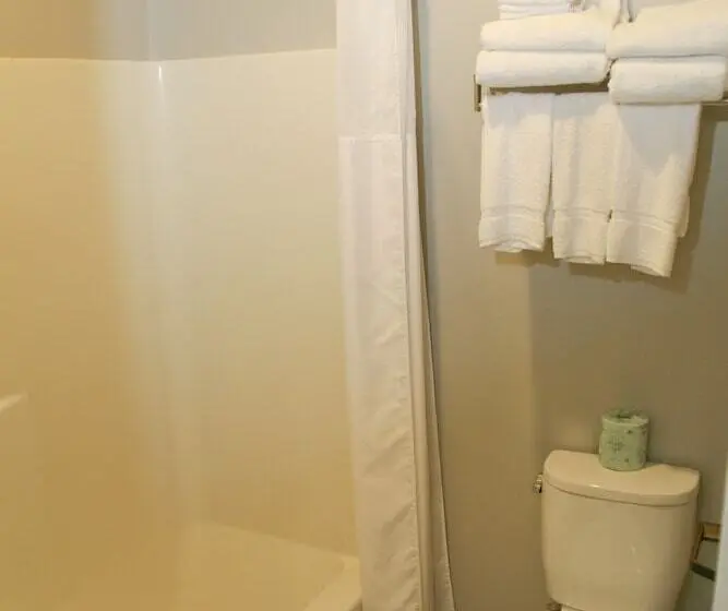 ハイドロマッサージバス付きスイート, Country Inn & Suites By Radisson, Prineville, Or