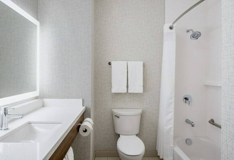 标准间, Holiday Inn Express & Suites Kelowna East, An Ihg