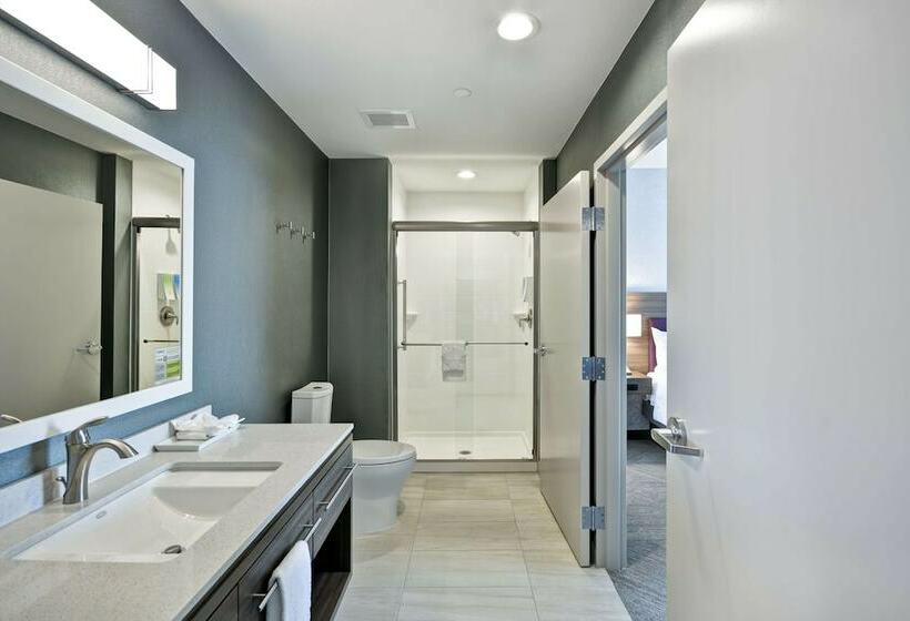 Люкс, Home2 Suites By Hilton Plano Richardson
