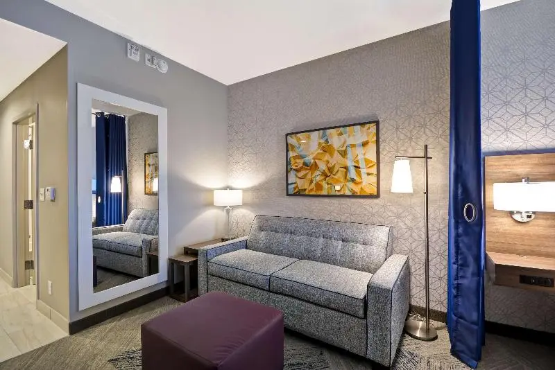 キングサイドベッドのスタンダードワンルーム, Home2 Suites By Hilton Plano Richardson