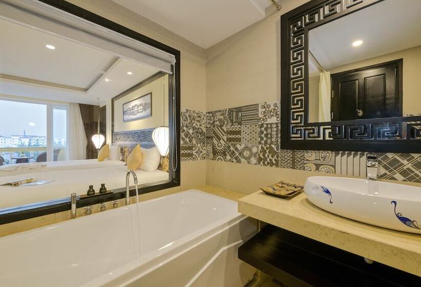 اتاق لوکس با چشم‌انداز باغ, Le Pavillon Hoi An Luxury Resort & Spa