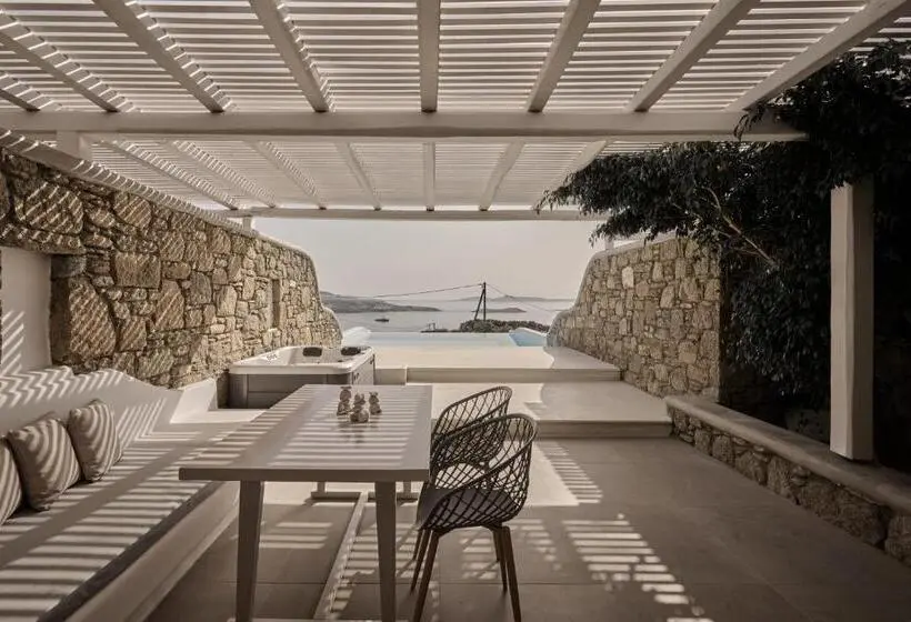 سوییت سوپریور با چشم‌انداز دریا, Olvos Luxury Suites Mykonos
