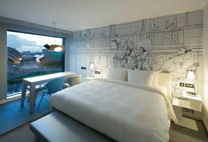 スタンダードルーム, Radisson Red Hotel, Glasgow