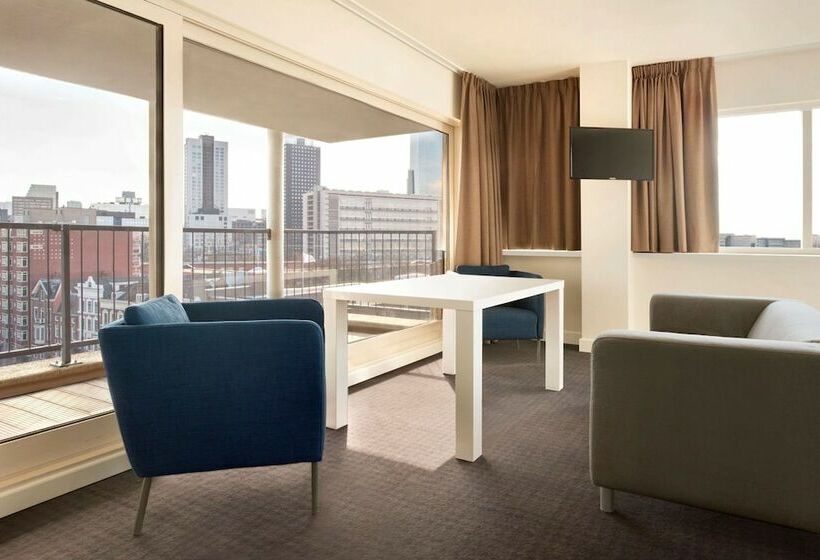 발코니가 있는 스위트, Rotterdam Teleport