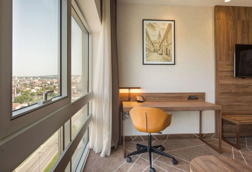 غرفة سوبيريور, Sheraton Novi Sad