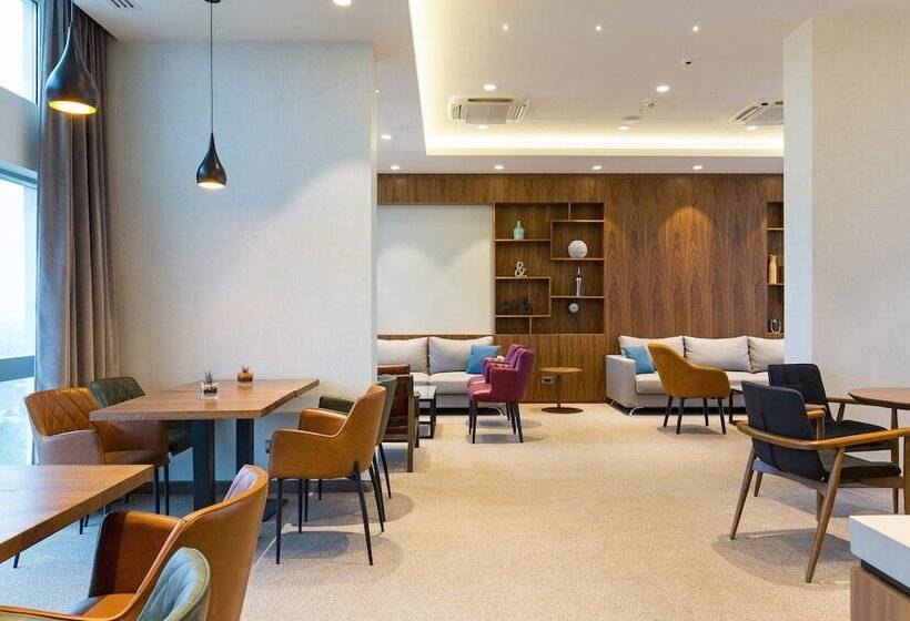 اتاق سوپریور, Sheraton Novi Sad