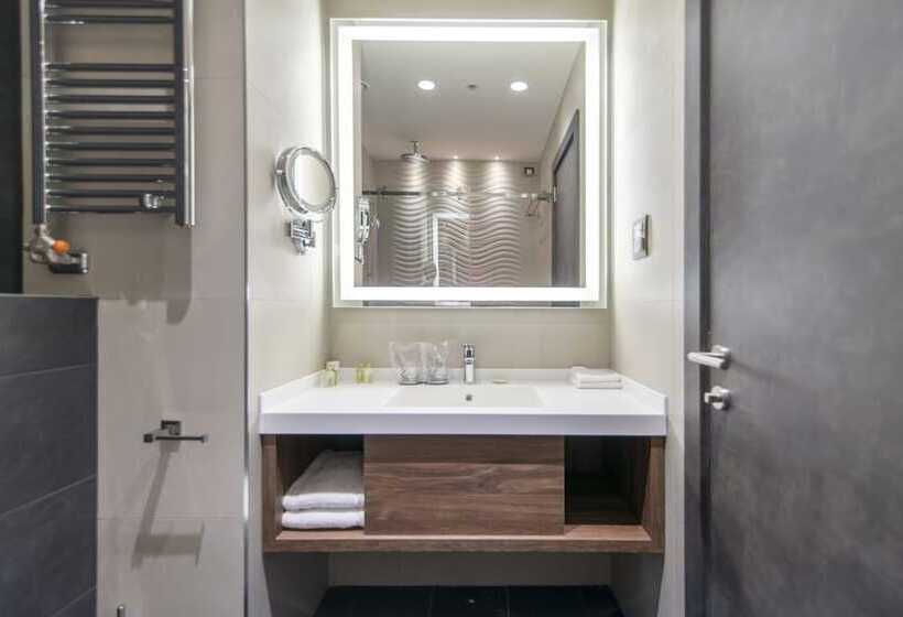 غرفة سوبيريور, Sheraton Novi Sad