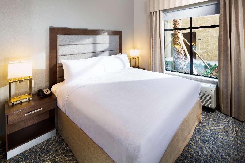 身障者適用スイートルーム, Staybridge Suites   Florence Center, An Ihg