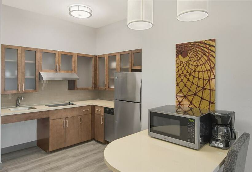 身障者適用スイートルーム, Staybridge Suites   Florence Center, An Ihg