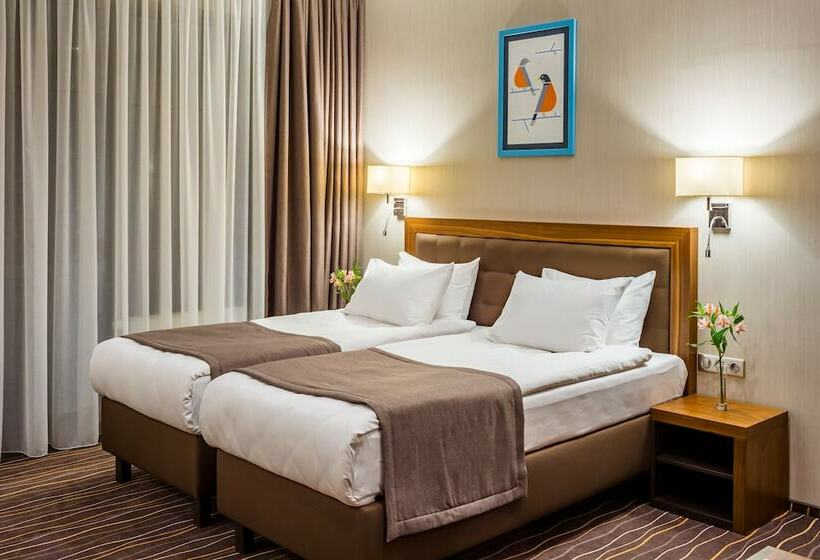 اتاق سوپریور, Taurus City