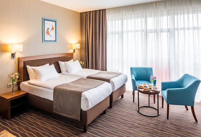 اتاق لوکس, Taurus City