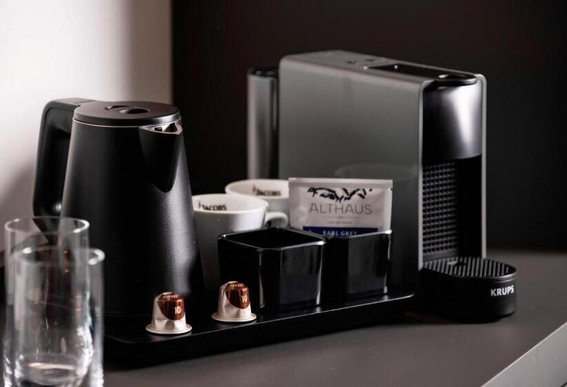 스탠다드 테마룸, V8 Hotel Köln At Motorworld