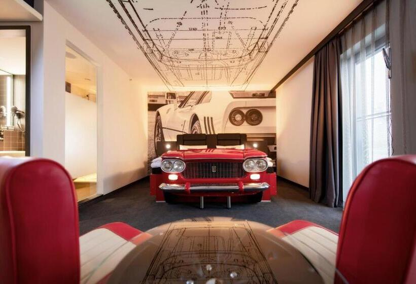스탠다드 테마룸, V8 Hotel Köln At Motorworld