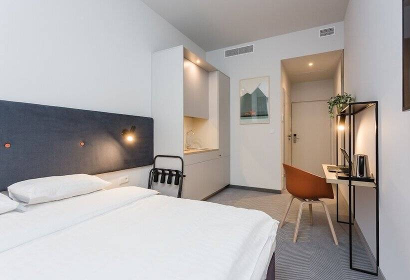 إستوديو قياسى, Platinum Hotel&residence Wilanów