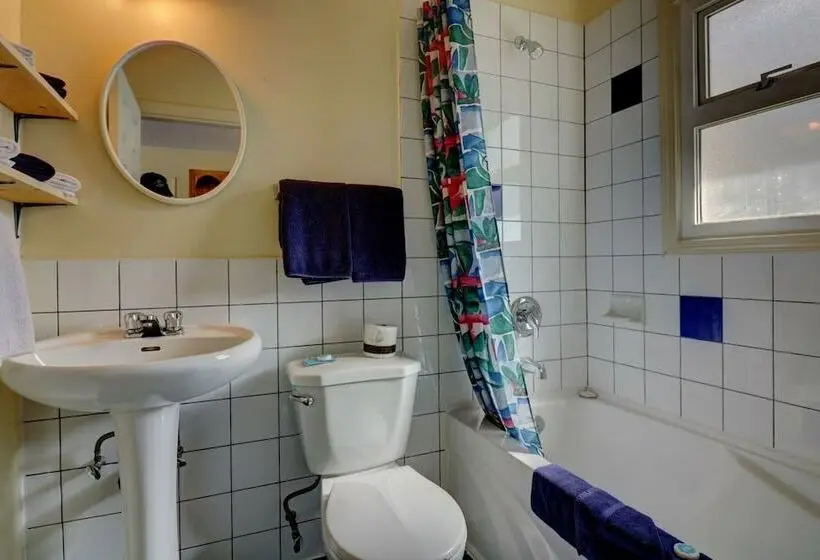 سوئیت 2 خوابه, Sunny Beach Motel