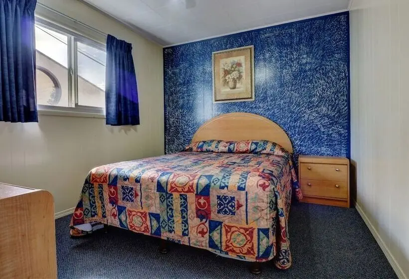 سوئیت 2 خوابه, Sunny Beach Motel