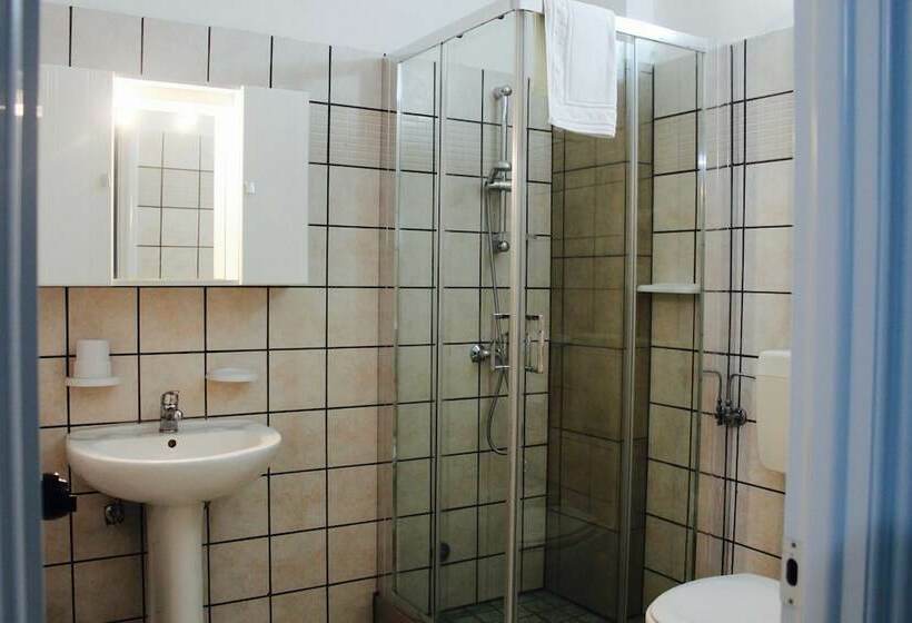 חדר סטנדרט לשלושה, Baia Del Cigno