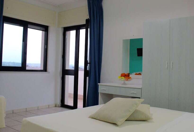 חדר סופריור לשלושה עם נוף לים, Baia Del Cigno