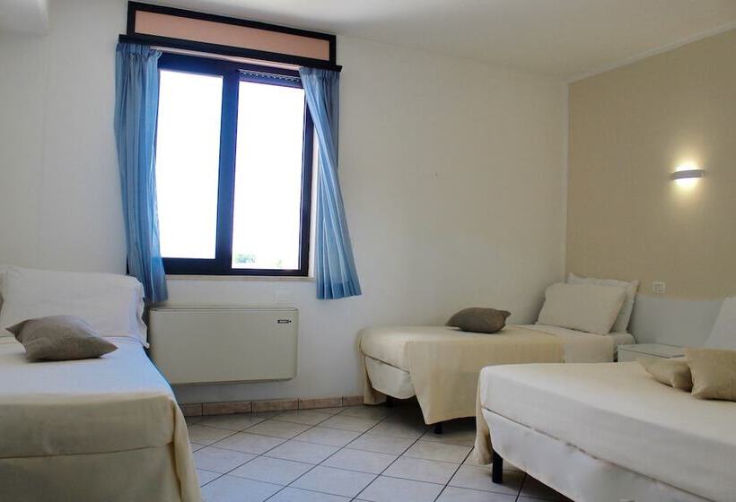 חדר סטנדרט לארבעה נוף לים, Baia Del Cigno