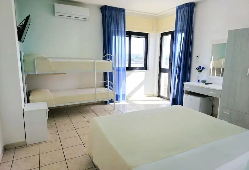景色の見えるスタンダード４人部屋, Baia Del Cigno