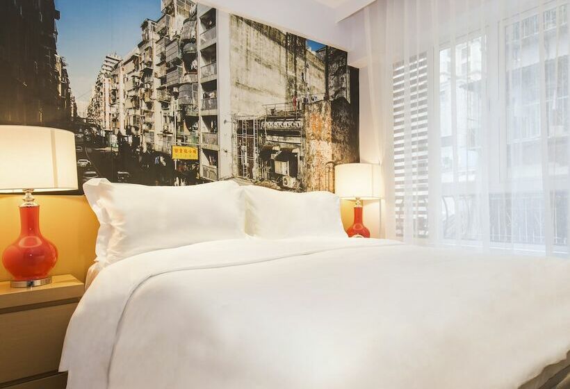 اتاق استاندارد یک نفره, Caravel