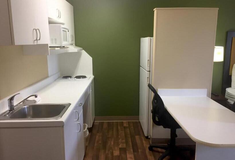 Студия Стандарт, Extended Stay America Select Suites   Detroit   Novi   Haggerty Road