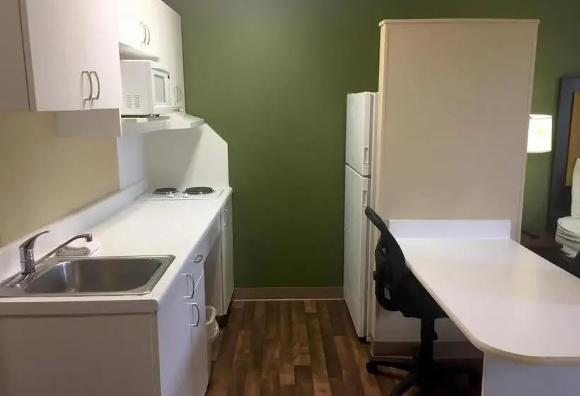 スタンダードスタジオ, Extended Stay America Select Suites   Detroit   Novi   Haggerty Road
