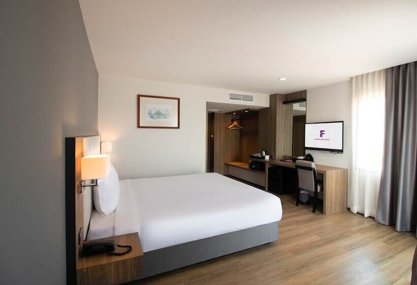 Deluxe room with river view, Fortune View Khong Hotel Nakhon Phanom