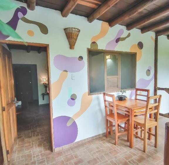 غرفة قياسية مزوَّدة بتراس, Primaluna Palomino