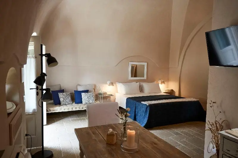 سوییت جونیور, Borgo San Gaetano