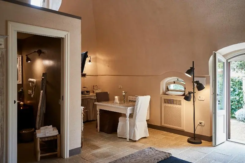 سوییت جونیور, Borgo San Gaetano