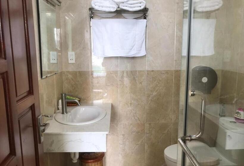 اتاق استاندارد سه تخته با بالکن, Green Park Hotel Quy Nhon