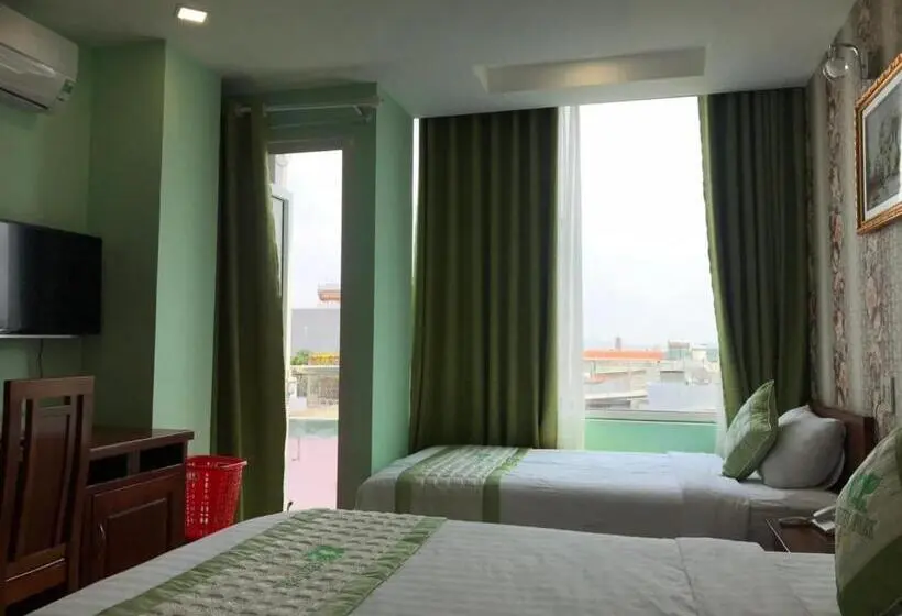 اتاق استاندارد سه تخته با بالکن, Green Park Hotel Quy Nhon