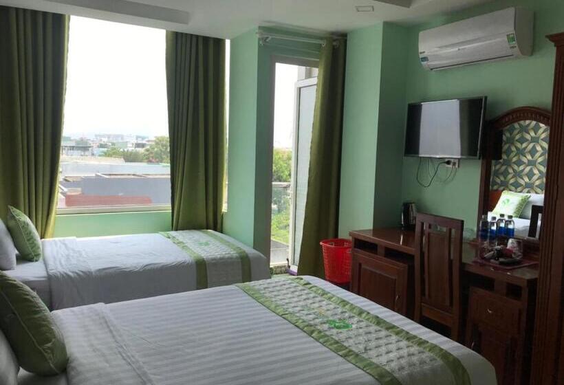 اتاق استاندارد سه تخته با بالکن, Green Park Hotel Quy Nhon
