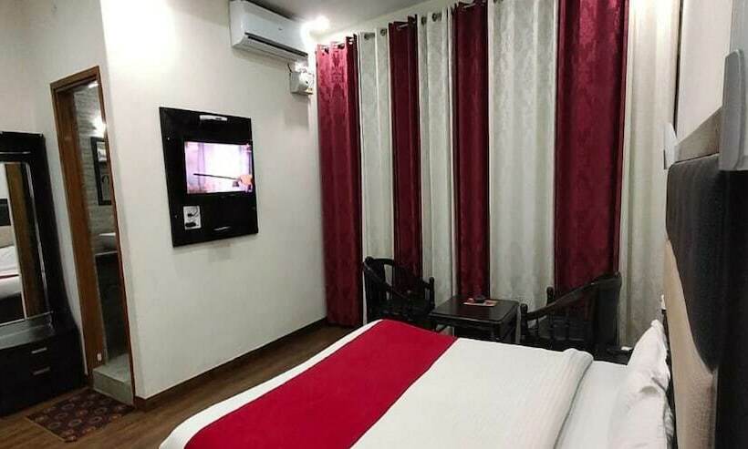 חדר סופריור, Treebo Anjukul