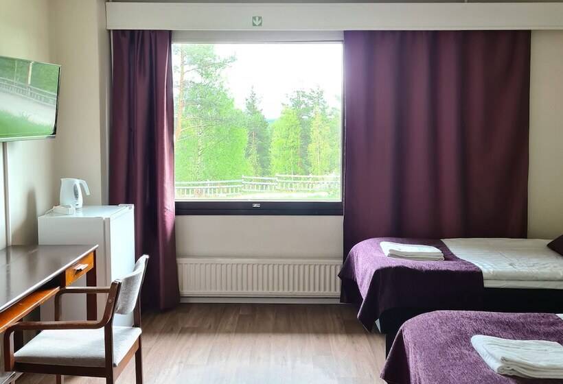 اتاق استاندارد, Julie