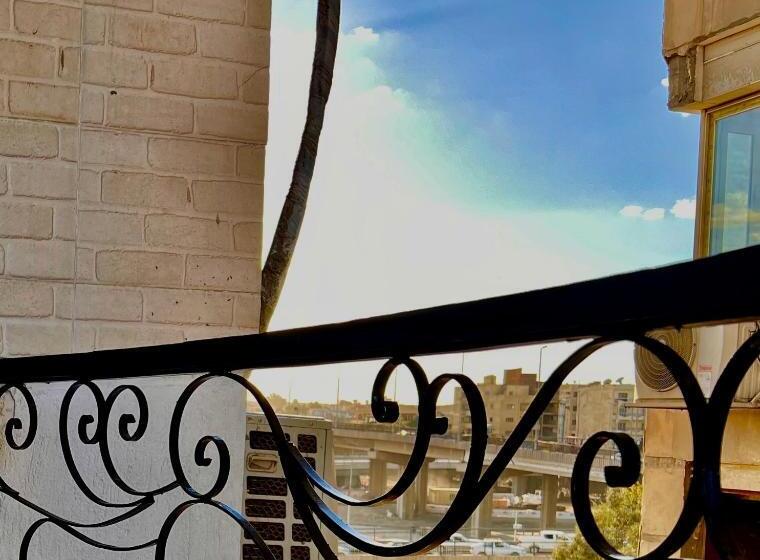 اتاق استاندارد با بالکن, New Museum, Pyramids Inn