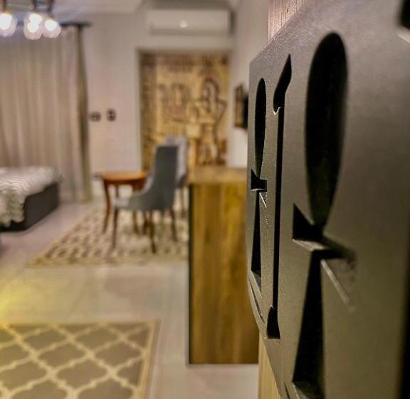 اتاق استاندارد با بالکن, New Museum, Pyramids Inn