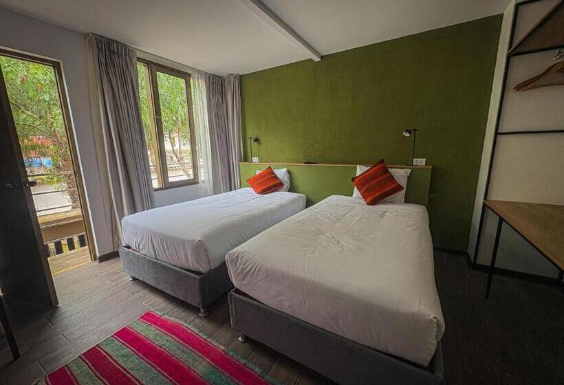 غرفة قياسية رباعية, Muju Hotel By ämak